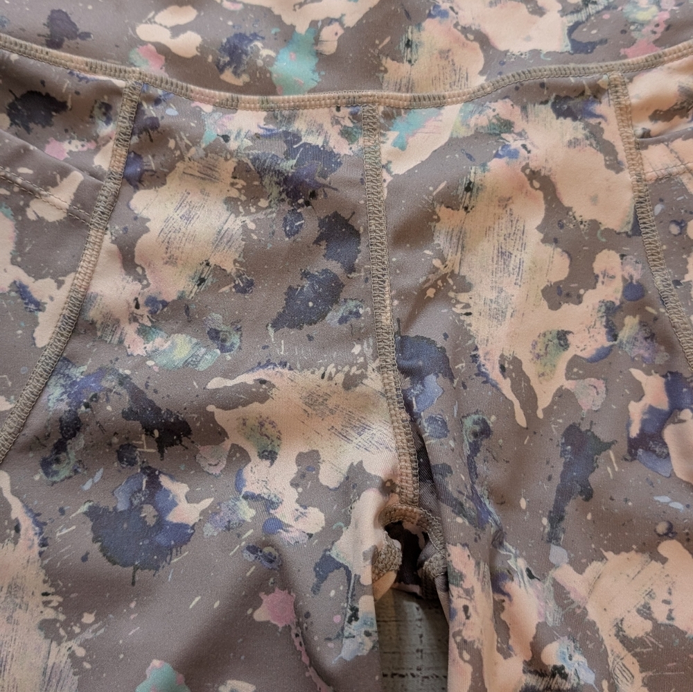 Bebe Sport Athletic Biker Shorts. Size Medium - Picture 10 of 10